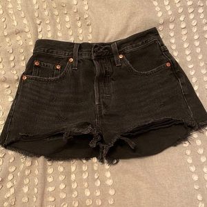 Black Never Worn Levi’s Shorts
